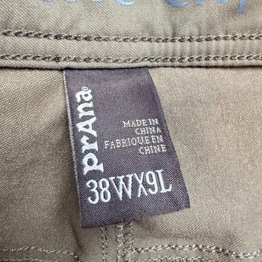 Prana Zion Mens Shorts 38W x 9L Brown‎ Stretch Hiking Outdoor 5-Pocket Mud